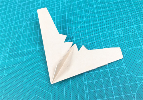 怎么折B2纸飞机（b2轰炸机的折法教程）