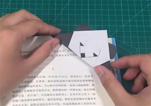 如何制作大熊猫书签（纸质熊猫书签做法）
