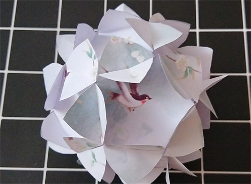 折纸教程：清新好看的折纸花球，简单易学，不用胶水