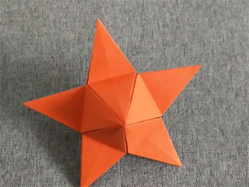 折纸教程：国庆节到了，折个立体星星做装饰，简单又好看