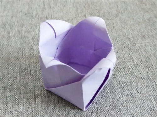 折纸教程：漂亮花朵盒子图解，简单实用，一张纸就完成