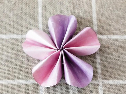 折纸教程：5步完成的可爱小花，简单漂亮又清新
