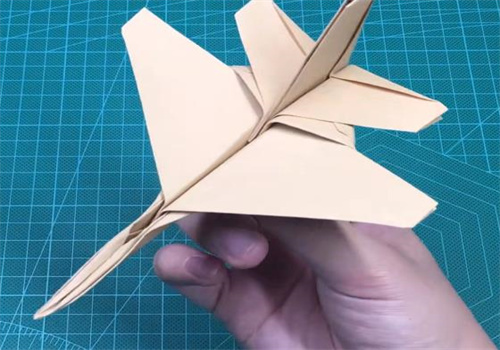 怎么折纸战斗机（f16战斗机怎么折）