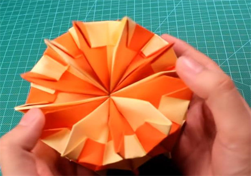 简单纸球的做法怎么做（怎么把一张纸做成纸球）